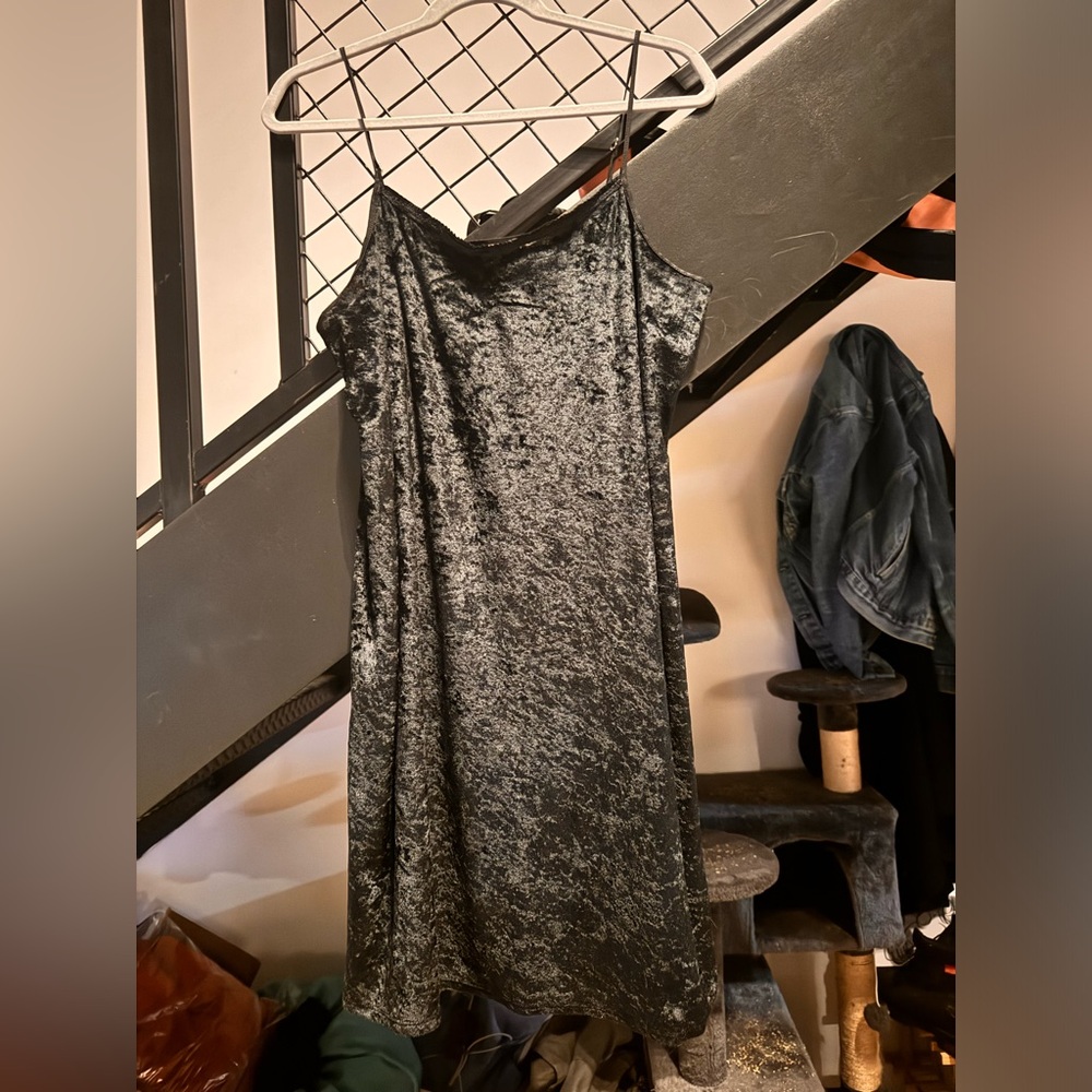 Vintage Black Crushed Velvet Spaghetti Strap Lingerie Dress